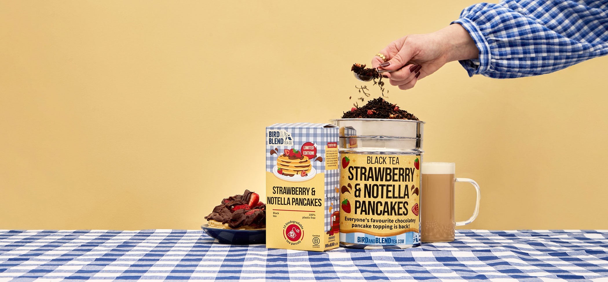 Strawberry and nutella pancake loose leaf tea and tea bags