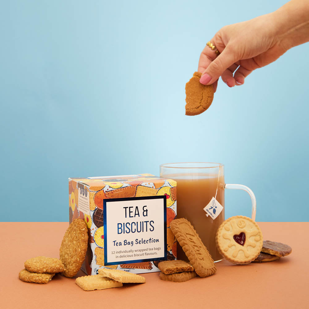 biscuit cube with hot tea and biscuits