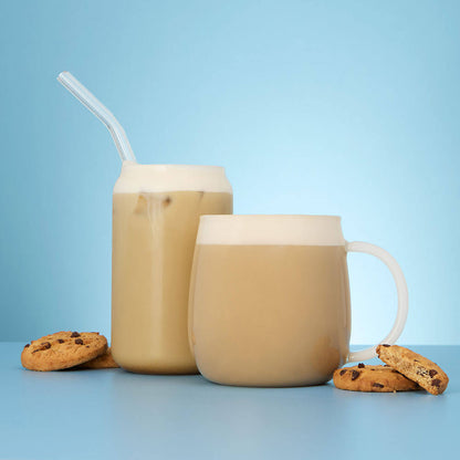 cookie hojicha tea powder hot &amp; iced latte in cup &amp; mug &amp; cookie