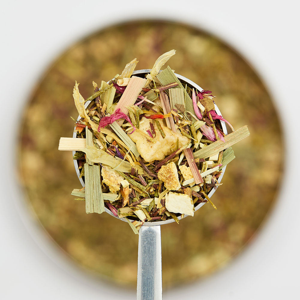 limoncello loose leaf in perfect tea spoon